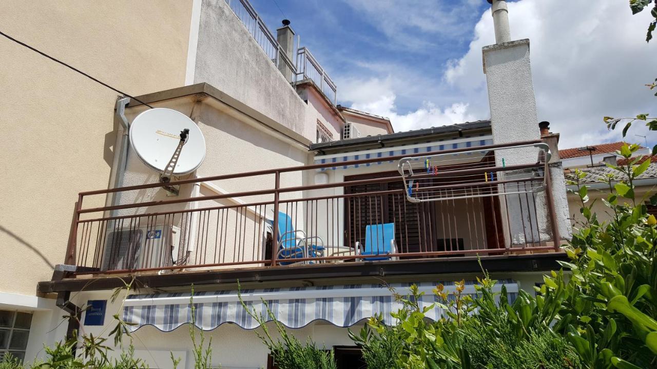 Apartments By The Sea Selce, Crikvenica - 15063 מראה חיצוני תמונה